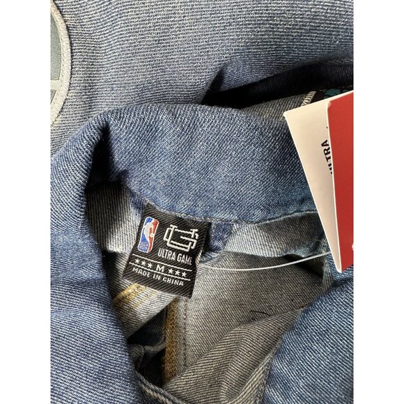 NBA Global Stores Mens Blue Denim Jacket Size Medium Team Stitched Logo Patches - Picture 10 of 14